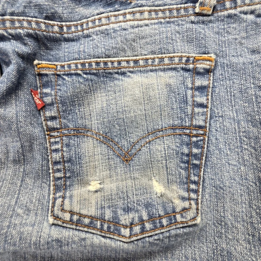 Vintage Levis 501 Jeans Mens Blue Straight Button Fly Made in USA Fits 34x29